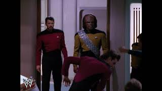 Star Trek TNG quotSarekquot S3E23 Ten Forward fight with WWF Jim Ross commentary [upl. by Dnalhsa611]