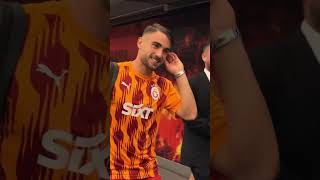 Yunus Akgün’den mutlu ayrılış… galatasaray [upl. by Sirehc33]