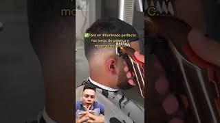 Como desvanecer un buen degradado 🤩💈 barber barberias barbershop barberia haircut barbera [upl. by Erlene]