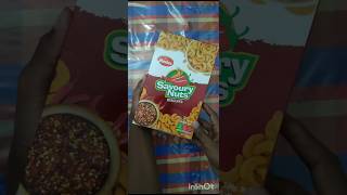 මෙන්න යාළුවනේ MUNCHEE SAVOURY NUTS බිස්කෝතු😇 music rap song hiphop dance cover chocolate [upl. by Akcirret762]