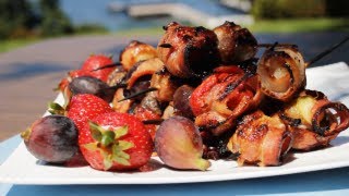 Brochettes de fruits et pétoncles enrobés de bacon [upl. by Courtney]