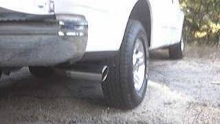 Magnaflow 15609 on 1999 Ford F150 46L V8 [upl. by Niwrek819]