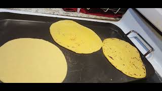 Haciendo tortillas tortilla tortillasdemaiz [upl. by Garrik293]