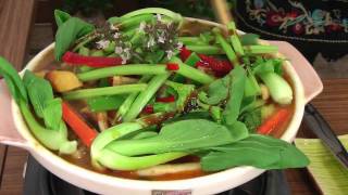 素菜班咖哩芋頭煲 Curry Taros Pot Veg Cooking with Leia [upl. by Trescott]