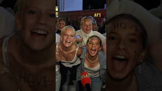 Hov1 fans i eufori efter konserten [upl. by Penman408]