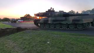 Leopard 2A5 tank engine start and run on Autodrom Biłgoraj [upl. by Chang27]