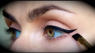 Quick amp Easy Perfect EYELINER Tutorial [upl. by Socher817]