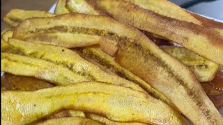 Chips banane plantain fait maison [upl. by Sinnylg]