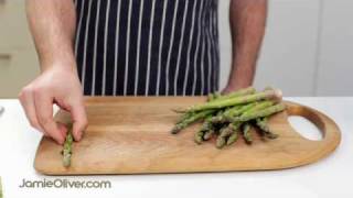 How To  prepare asparagus with Jamie Olivers mate Pete [upl. by Gilroy157]