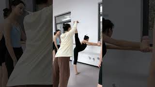 Daily dance training for girls  soft and flexible body！Dance Girls！ [upl. by Yorgen]