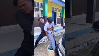 Untung Babeh pintar langsung ngambil dongkrak 😱🥺😭😅 comedy cover funny music lucu [upl. by Houser]