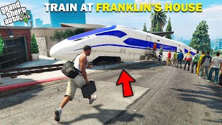 GTA 5  Franklin Find Bullet Train Stops In Front Of Franklins House GTA 5 Mods [upl. by Goodyear]