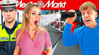 24 Stunden HEIMLICH im MEDIA MARKT 🤫 Polizei kommt [upl. by Philipines]