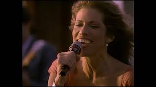 Carly Simon  Nobody Does It Better Live 4K Excerpt of Live From Marthas Vineyard [upl. by Valry]