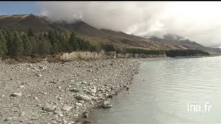 NouvelleZélande Ile du Sud  lac Hawea [upl. by Thessa]