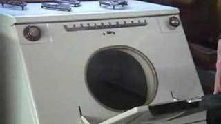 Washing Machine Museum  musical clothes dryer that plays the song quotHow Dry I Amquot [upl. by Kerat995]