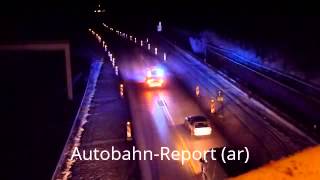 Sicherungsfahrzeug der Polizei sperrt Autobahn1 bei HHBillstedt 071212 [upl. by Lewellen]