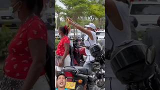 Con gì cắn tao prank xuhuong khuongbanonline [upl. by Fayre]