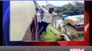 Mumbai Local Train Stunt [upl. by Brice]