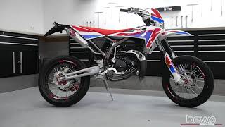 Fantic Supermotard Performance 50cc Brommer [upl. by Dnomsed516]