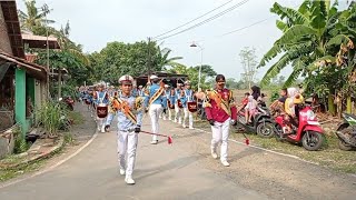 Aksi Drumband Chondro  Kirab Milad ke 17 amp Khitan Massal Ponpes Uswatun Khasanah Pecangakan Comal [upl. by Usanis241]