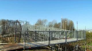 Tijdelijke fietsbrug over oostelijke ring [upl. by Elise]