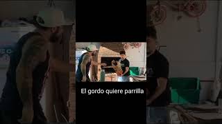 El gordo quiere parrilla 😂 Créditos Rodríguez Galati humor memes comedia shorts youtube [upl. by Eceinehs]