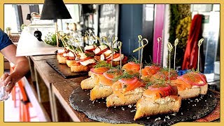 Beställer fler än 50 Pinchos amp 10 drinkar på en restaurang [upl. by Sewel191]