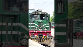 train departure whistle train viral shorts fyp Pakistan Railway [upl. by Anyah]