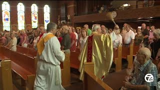 Parishioners attend final mass at St Ladislaus Church in Hamtramck as church closes for good [upl. by Ekim]