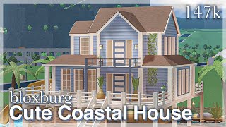 Cute coastal house in Bloxburg  exterior  speedbuild [upl. by Nallak]