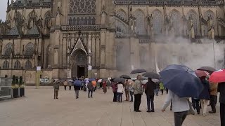 FriedensWallfahrt 3000 Pilger im Linzer Mariendom [upl. by Florella815]