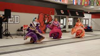 Gainesville High School Hispanic Celebration  Machetes de Jalisco [upl. by Ursola]