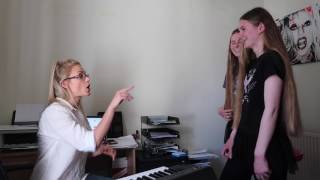 Real Singing Lesson  Warm ups belting constriction [upl. by Spada]