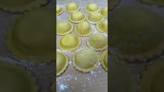 RAVIOLI CACIO E PEPE 🍝🇮🇹✨ Challenge yourself with fresh pasta [upl. by Okkin]