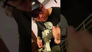 El sirenito  Rigo Tovar Solo de guitarra [upl. by Adrahs]