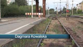 23092009 KolejTV  remont torów przy Dworcu Gdańskim i dworca Łódź Widzew [upl. by Elyn270]