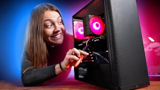 Meine SCHWESTER baut ihren ersten Gaming PC [upl. by Devon]