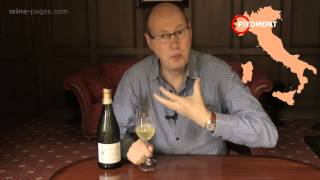 Torelli Moscato dAsti 2013 Piedmont Italy wine review [upl. by Retsek]