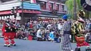 Oiran courtesan walking Asakusa [upl. by Molini]