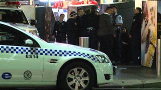 Incompotent police OC spray suspect in Bondi Junction [upl. by Ynehteb]