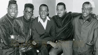 The Temptations  Sing Smokey 1965  Classic Motown Albums [upl. by Anitsirhc695]