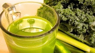 HOW TO MAKE MEAN GREEN JUICE in a BLENDER 🌿 [upl. by Arob]