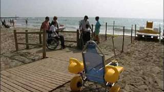 Plages ouvertes à tous dans lHérault [upl. by Jarus]