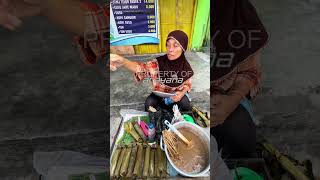 SATE AYAM LONTONG KHAS MADURA ENAK LEZAT ALA BU SITI KULINER RECOMMENDED KEDIRI food foodie short [upl. by Lianne]