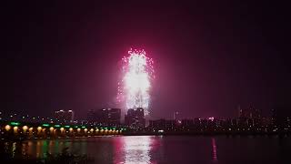 롯데타워 불꽃 축제 l Lotte Tower Fireworks Festival 불꽃축제 불꽃놀이 불꽃쇼 [upl. by Allebasi]