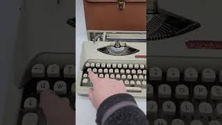 Royal Royalite 65 Manual Typewriter [upl. by Alonzo171]