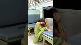 ट्रेन में ऐसे लोगों से रहें सावधान वीडियो में देखें trains shortvideos [upl. by Ruggiero]