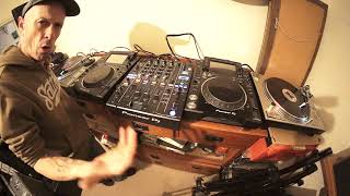 MIXING ON VINYL USING THE ORTOFON CONCORD SCRATCH MK2 FROM GETINTHEMIX [upl. by Denney682]