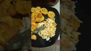 platano frito con huevo picado [upl. by Hedve]